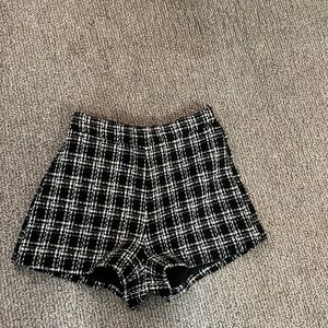 NWOT Aqua tweed short